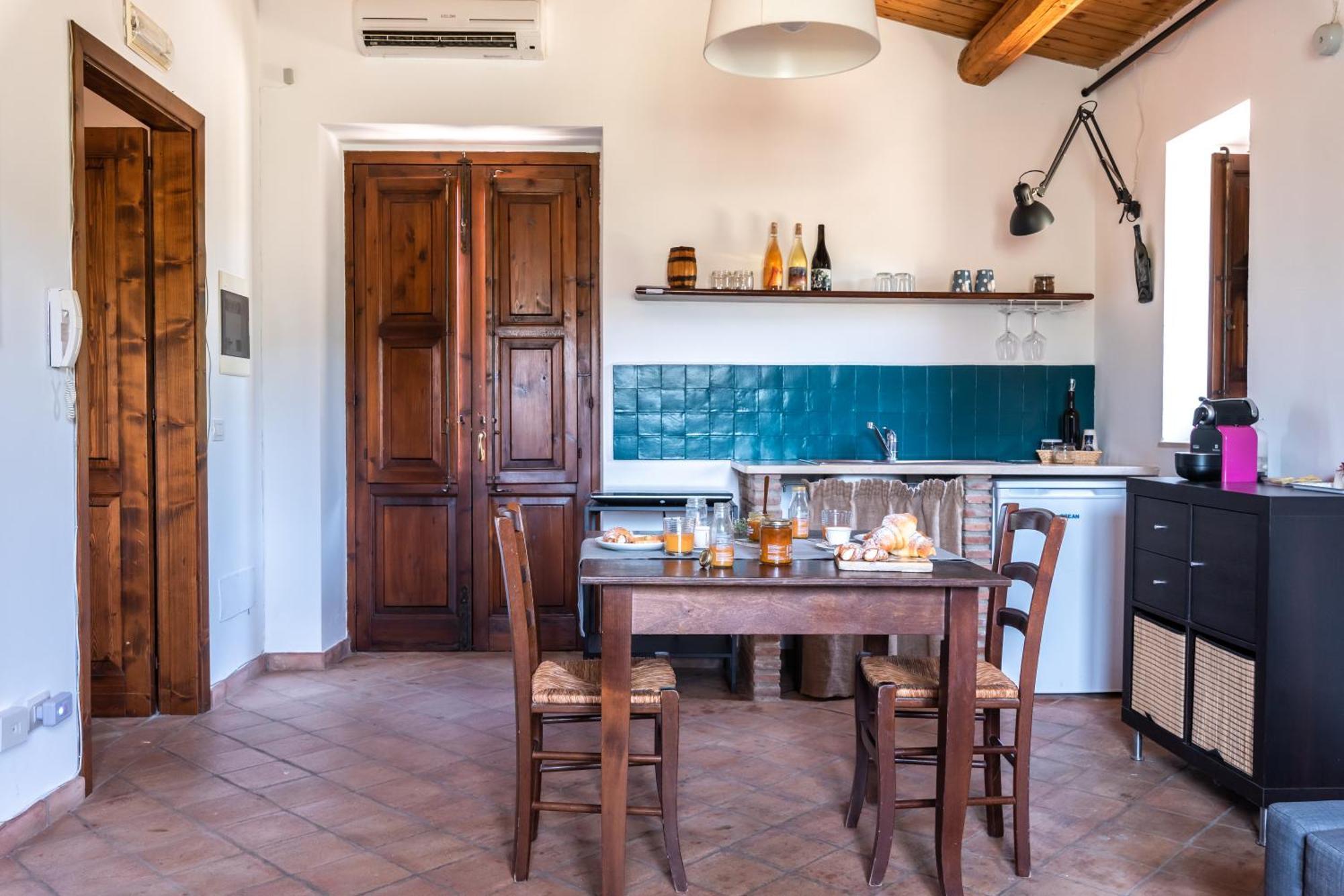 Cottage Immerso Nel Vigneto Caltagirone Exterior photo